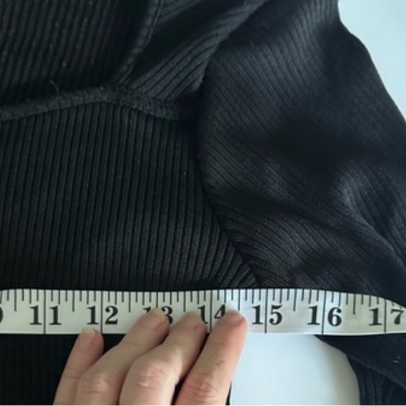 Banana Republic Long Sleeve Square Neck Ribbed Top l M - Picture 6 of 6